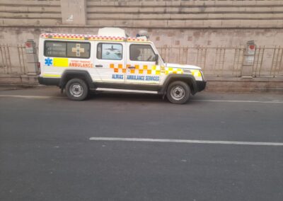 ambulance in lucknow